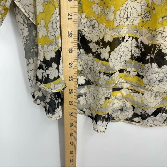 CABI 5713 Floral Print Gather Blouse Semi Sheer in Yellow Sz S - Picture 6 of 7